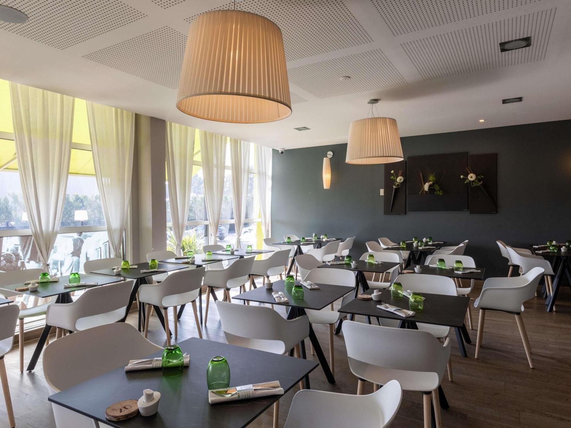Hotel Ibis Styles Chalon Sur Saone Exterior foto