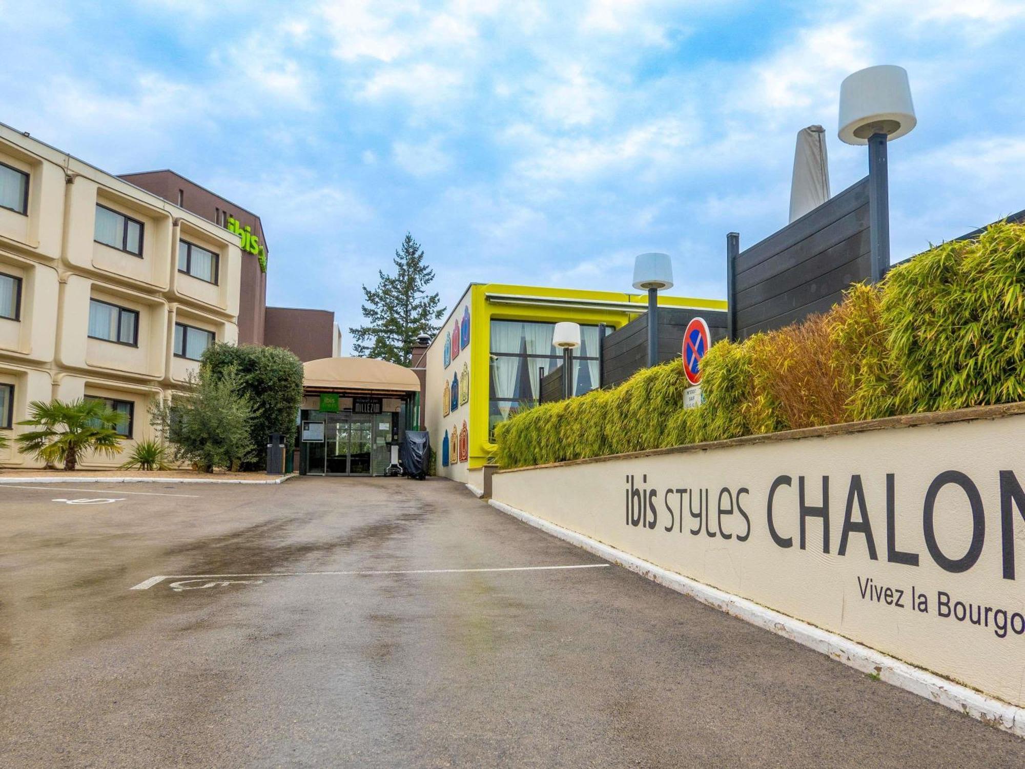 Hotel Ibis Styles Chalon Sur Saone Exterior foto